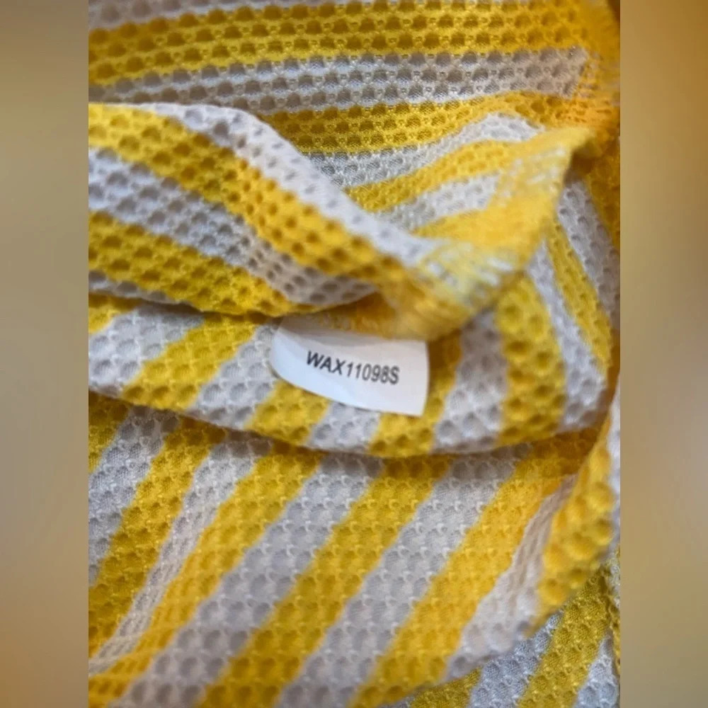 CALIA‎ BY CARRIE UNDERWOOD Striped Yellow Athletic Razorback Tank Top Small - Picture 8 of 9